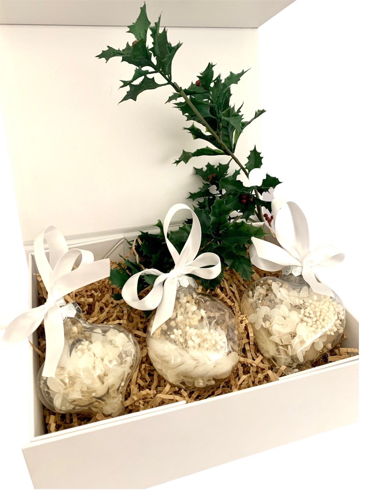 Christmas dried and preserved flower baubles white